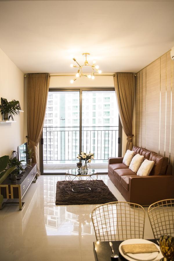 Apartment The Moment In Saigon - District 4 *